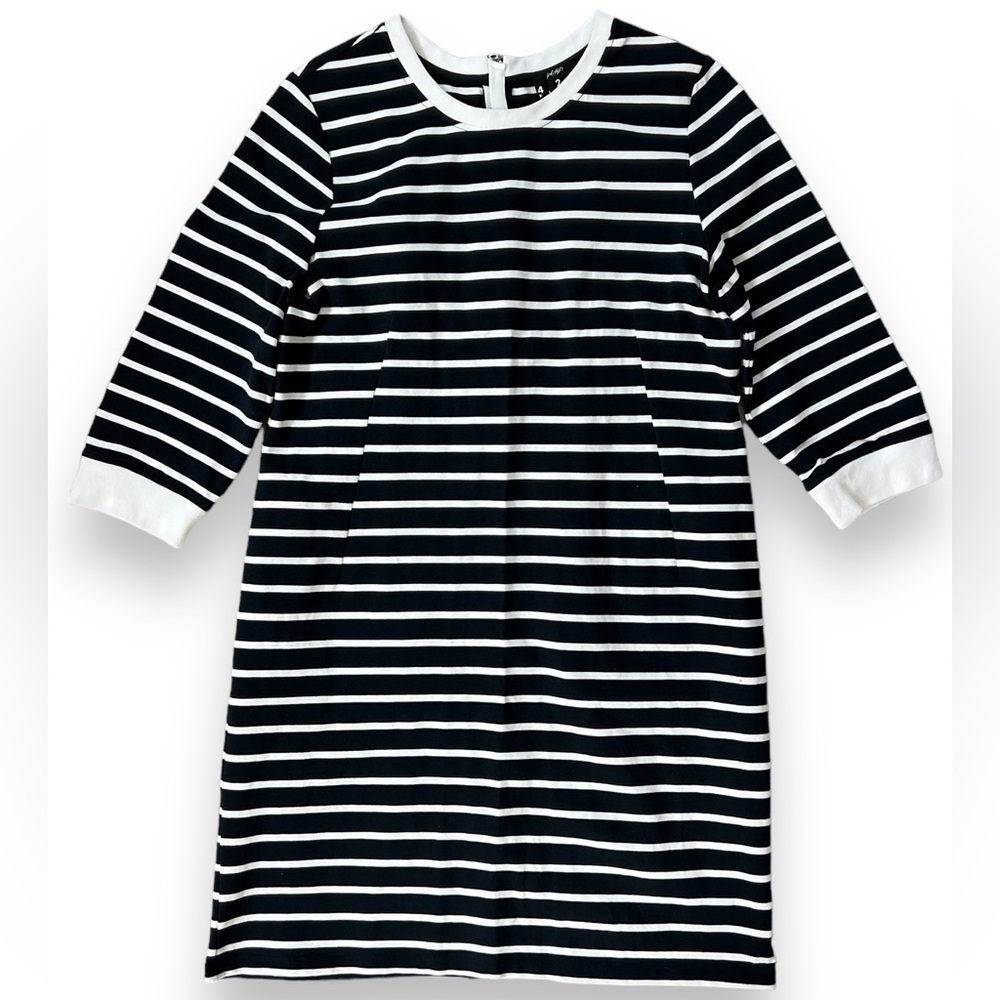 Lord & Taylor Black and White Striped Shift dress, Size XL